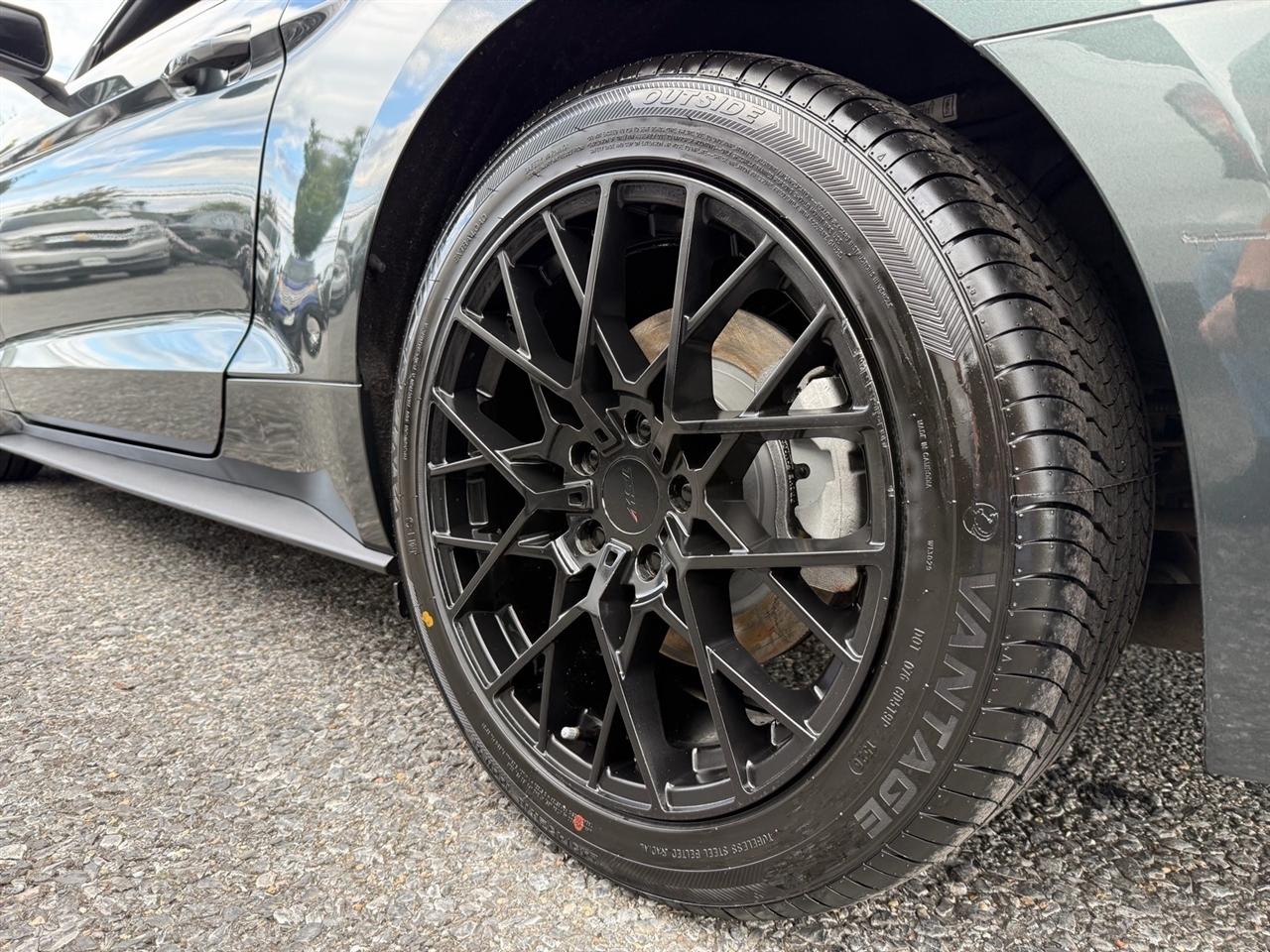Ford Mustang 2dr Fastback V6 2015