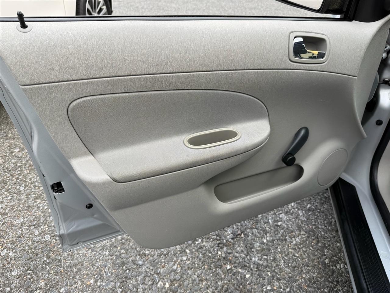 Chevrolet Cobalt 4dr Sdn LS 2008