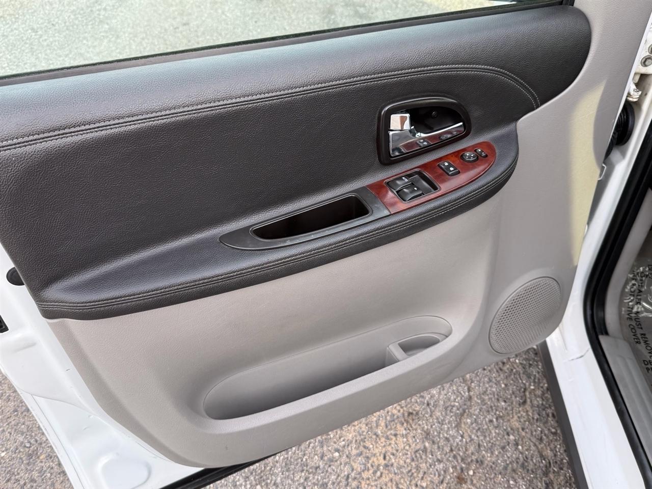 Chevrolet Uplander 4dr Ext WB LS 2008