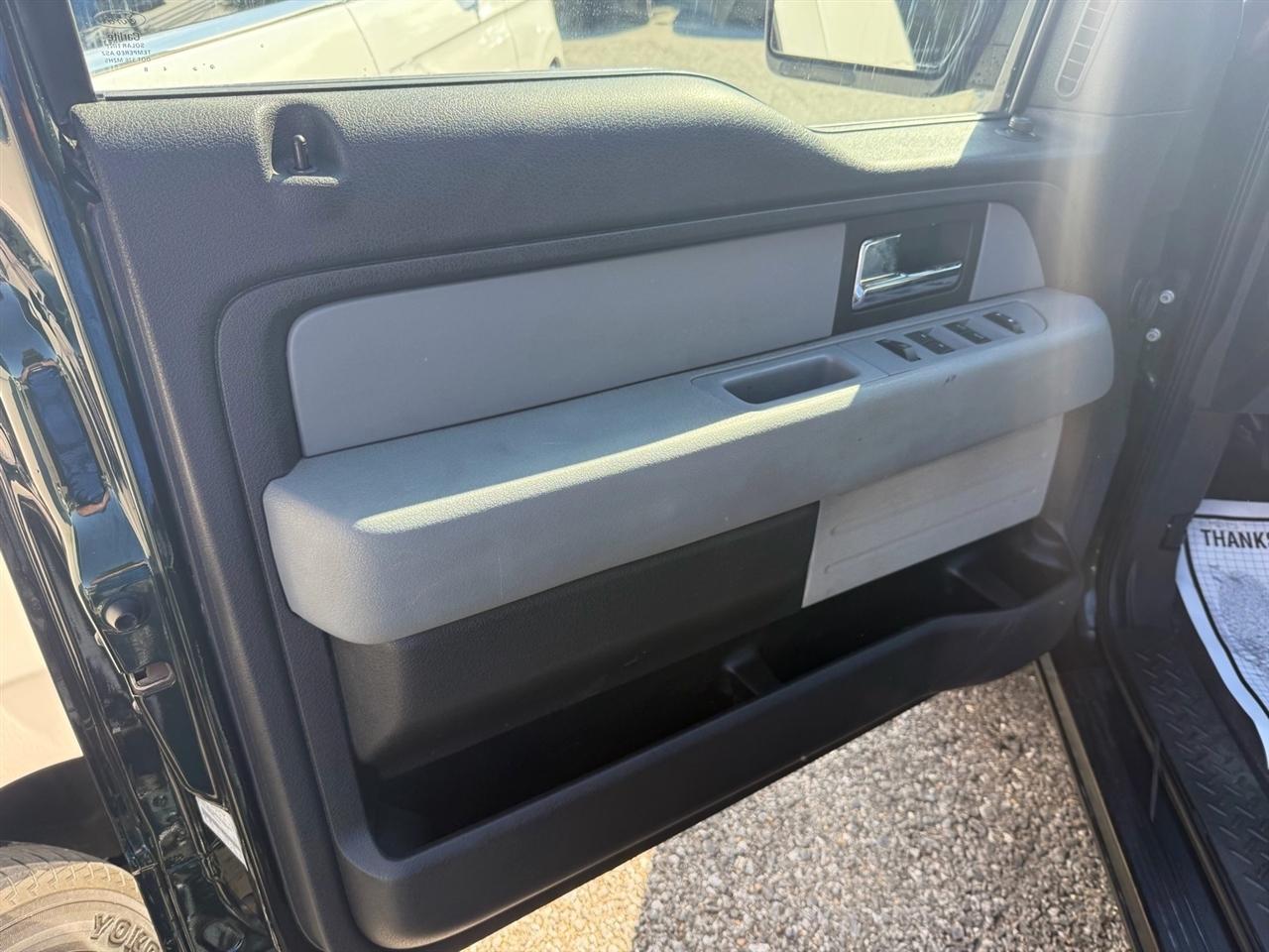 Ford F-150 4WD SuperCab 145" Lariat 2014
