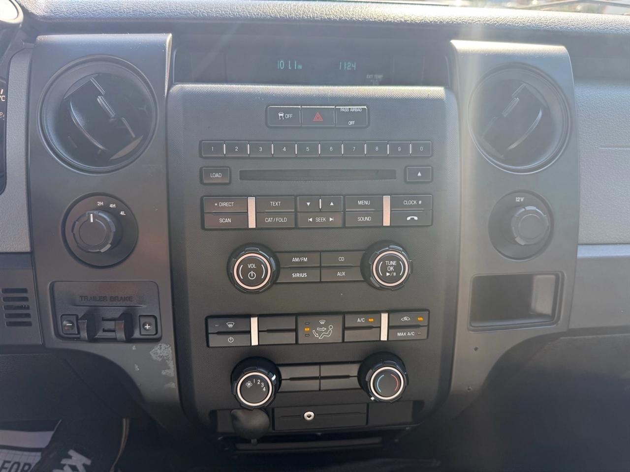 Ford F-150 4WD SuperCab 145" Lariat 2014