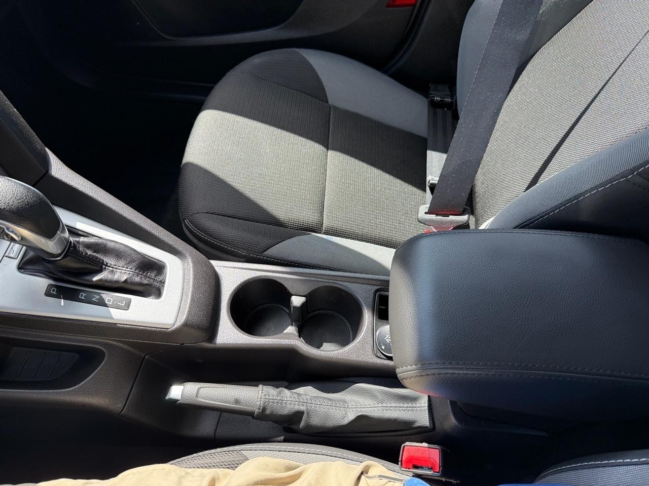 Ford Focus 4dr Sdn SE 2014