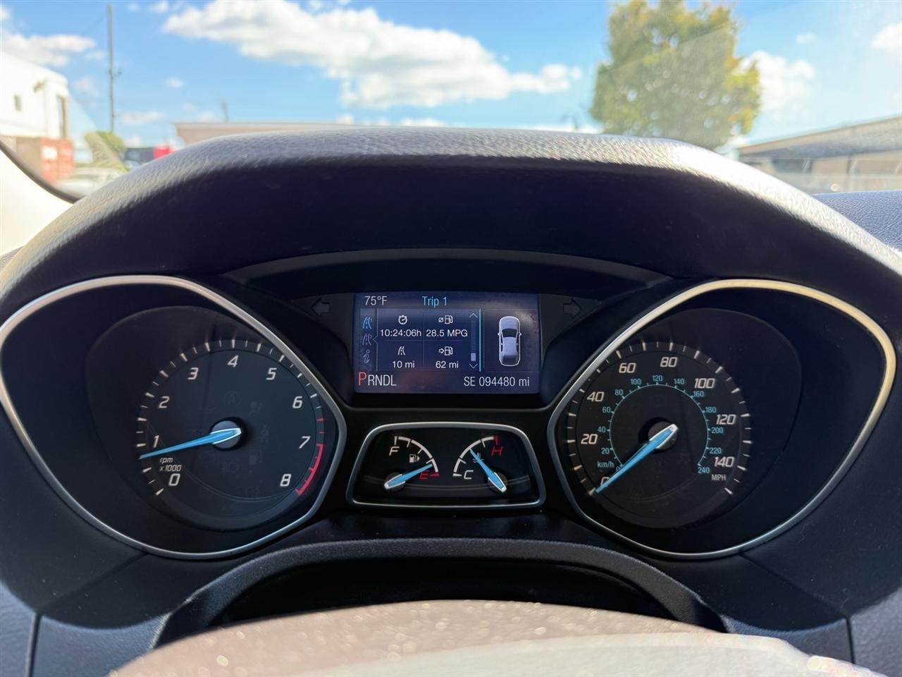 Ford Focus 4dr Sdn SE 2014
