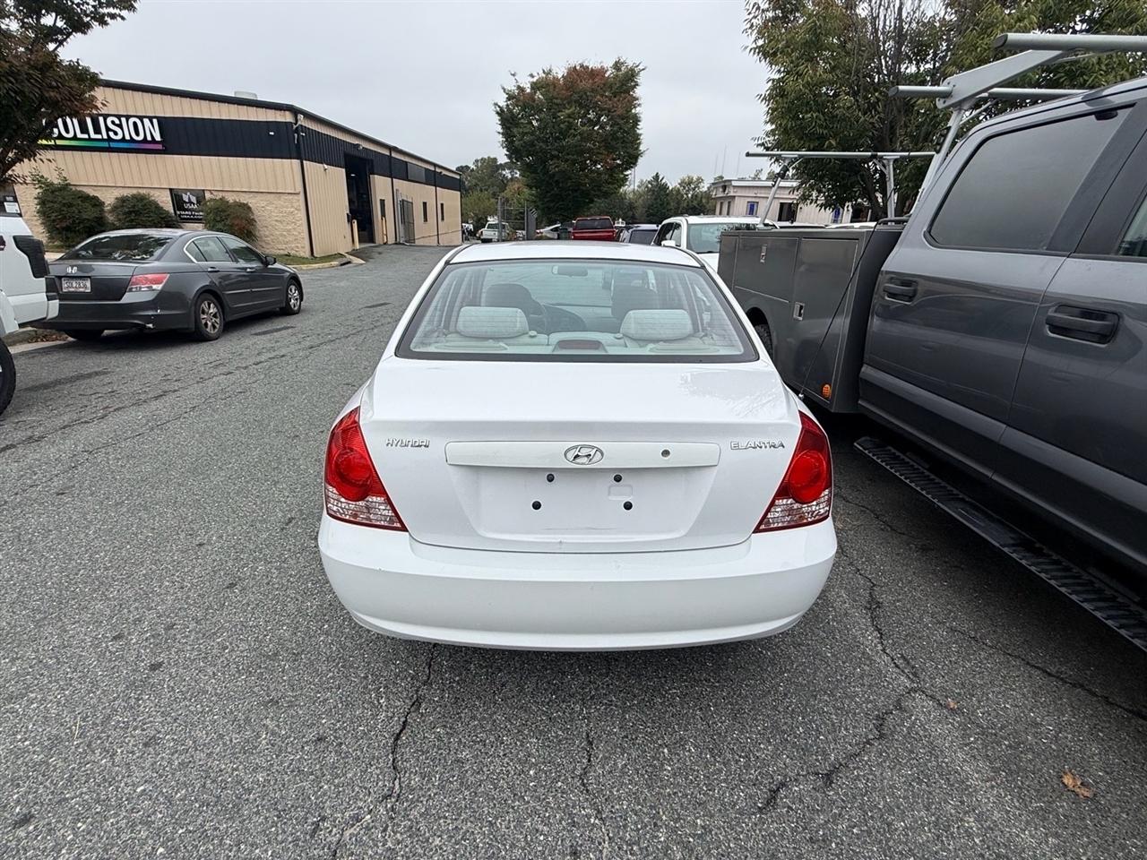 Hyundai Elantra 4dr Sdn Limited Auto 2006