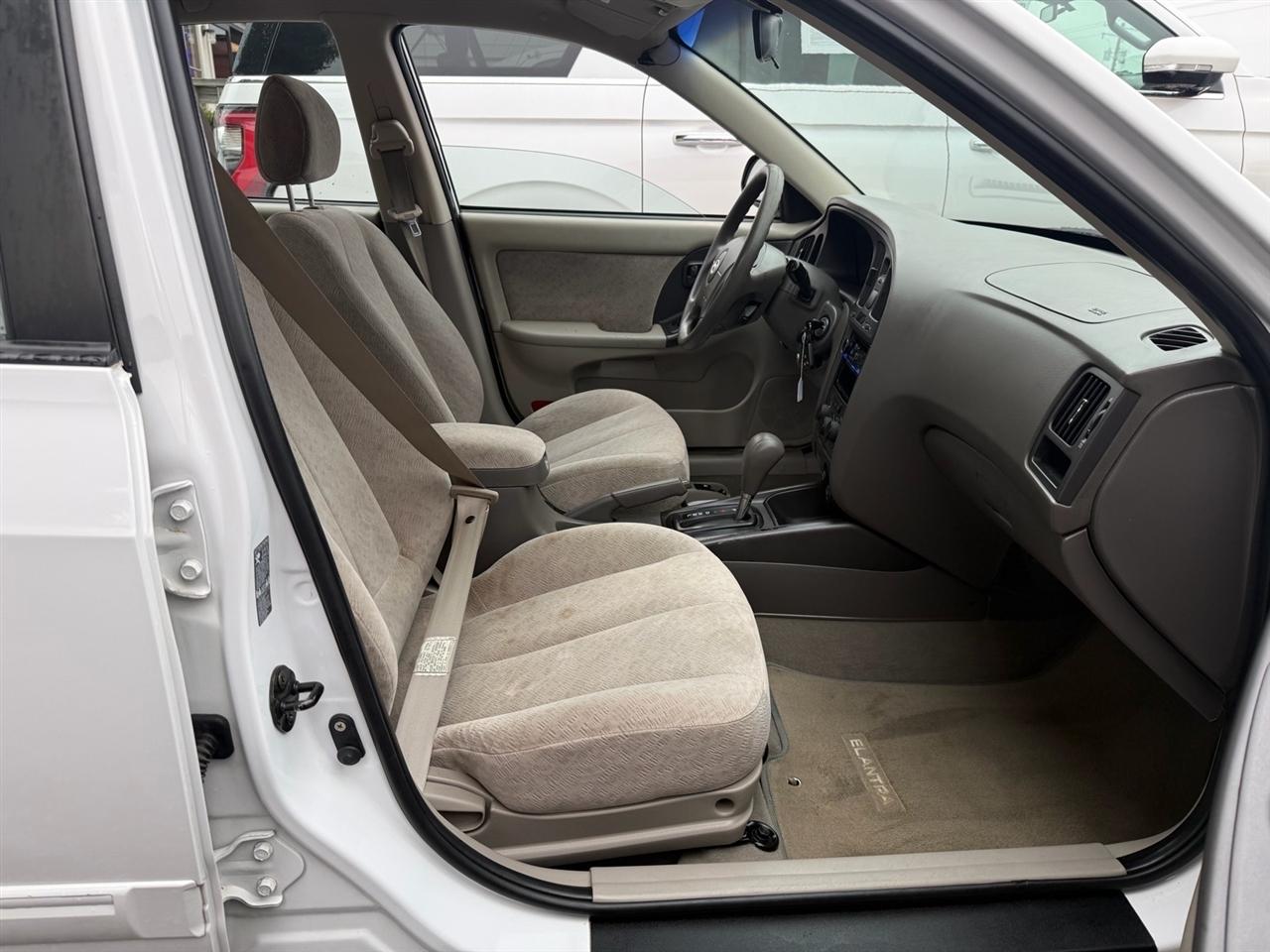 Hyundai Elantra 4dr Sdn Limited Auto 2006