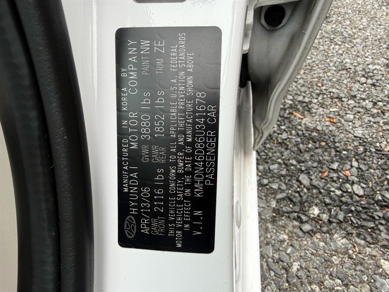 Hyundai Elantra 4dr Sdn Limited Auto 2006