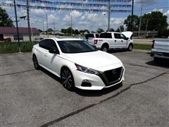 2021 Nissan Altima  2021 Nissan Altima