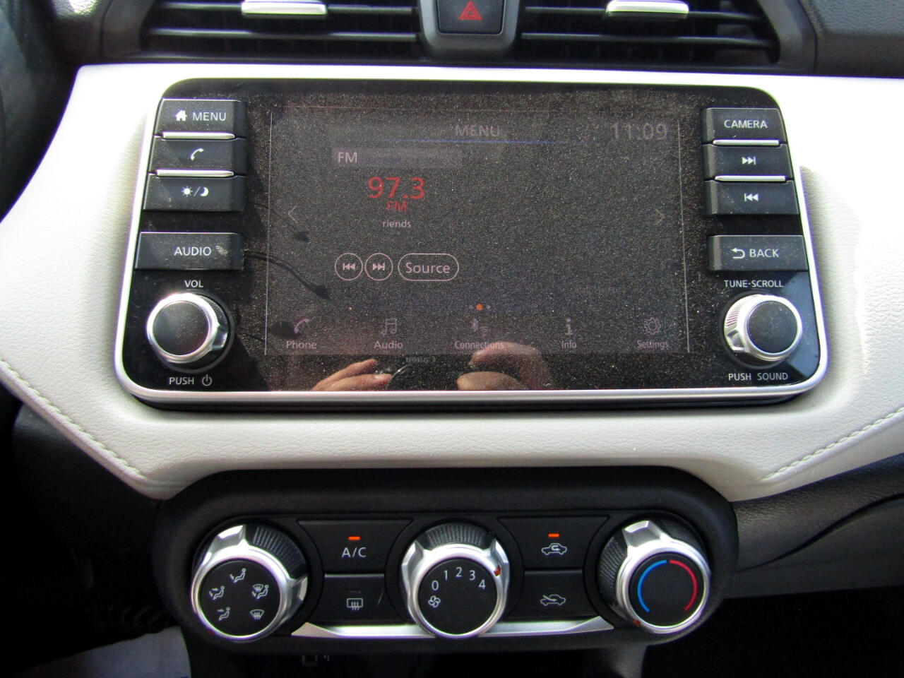 Nissan Versa SV 2021 Nissan Versa SV 2021