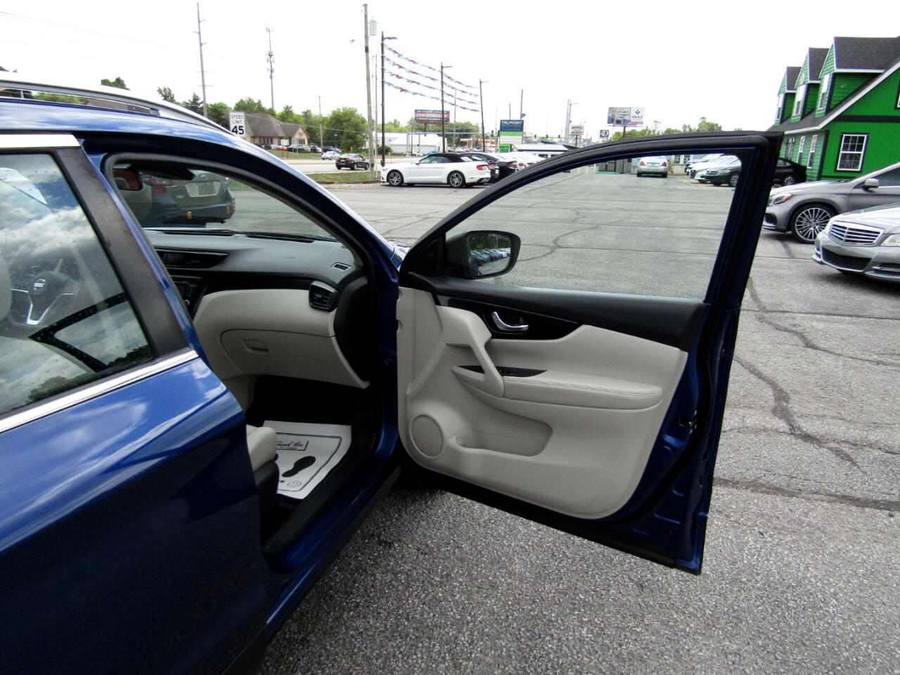 Nissan Rogue Sport SV AWD 2019 Nissan Rogue Sport SV AWD 2019