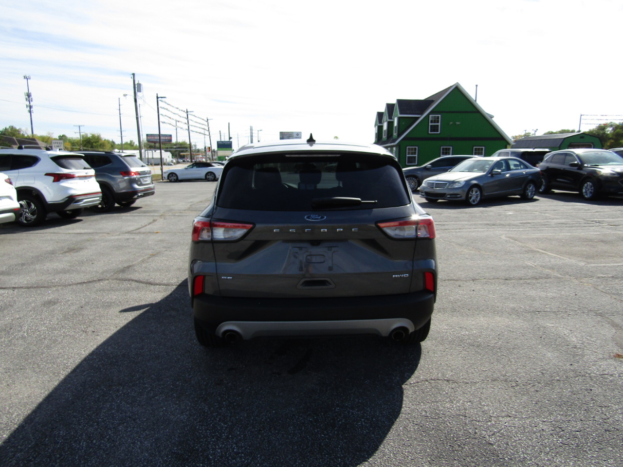 2021 Ford Escape SE photo 4
