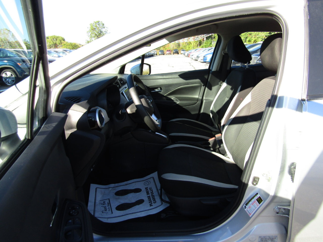 Nissan Versa SV 2020 Nissan Versa SV 2020