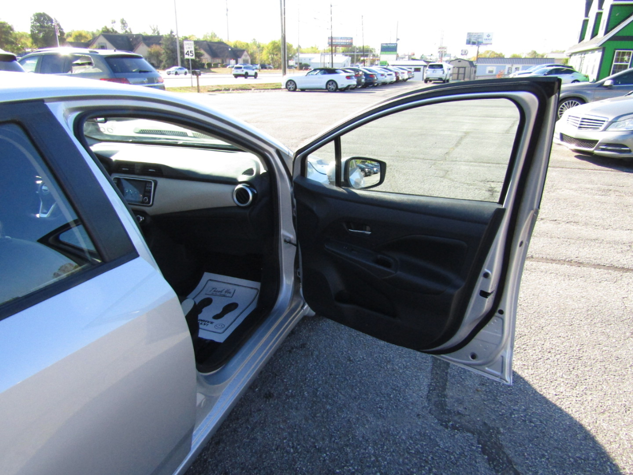 Nissan Versa SV 2020 Nissan Versa SV 2020