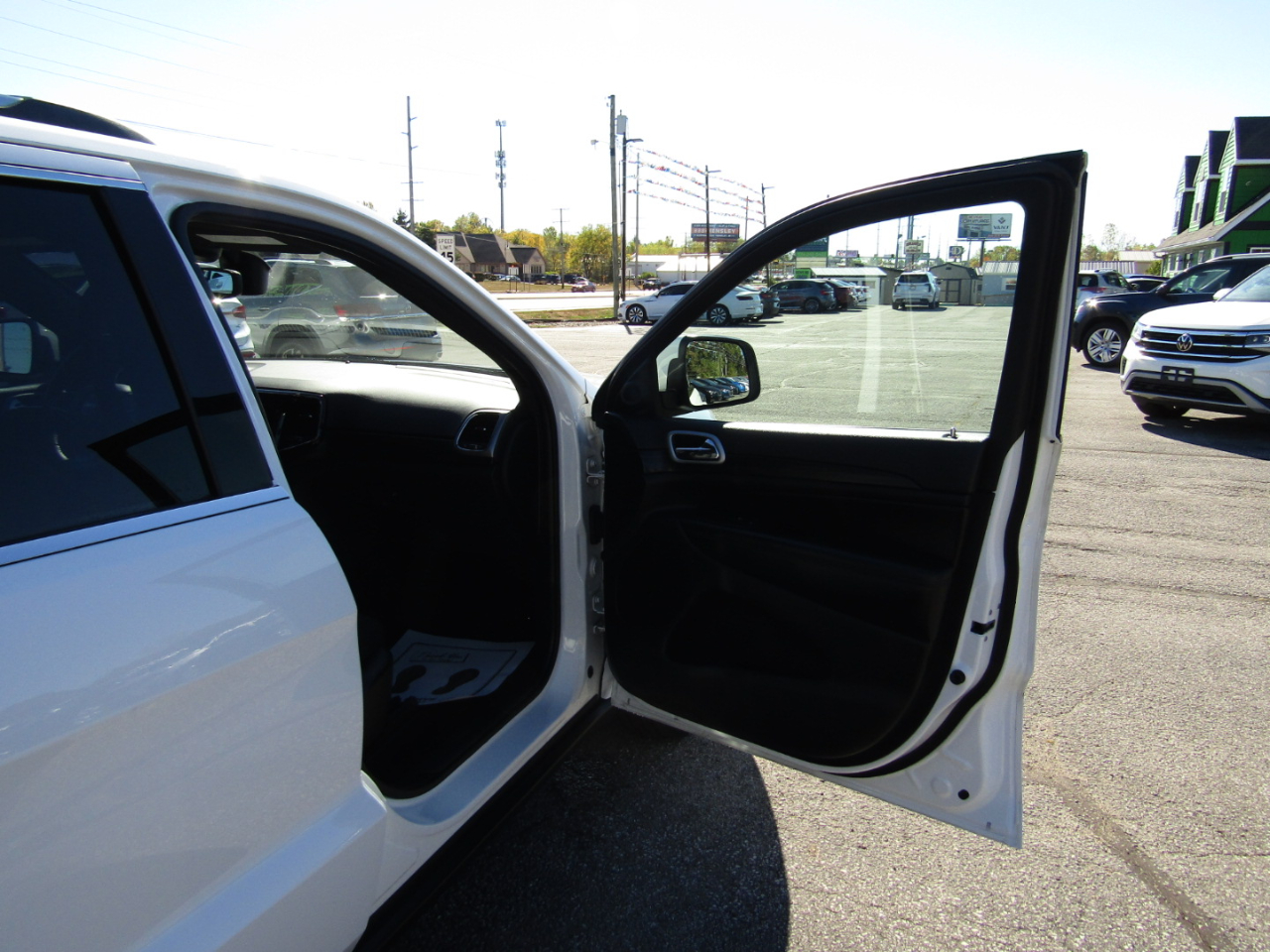 Jeep Grand Cherokee Laredo 4WD 2020 Jeep Grand Cherokee Laredo 4WD 2020