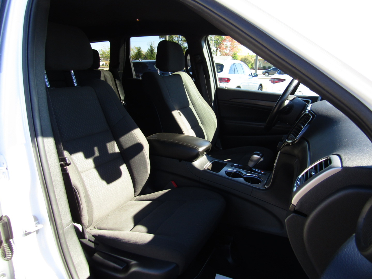 Jeep Grand Cherokee Laredo 4WD 2020 Jeep Grand Cherokee Laredo 4WD 2020