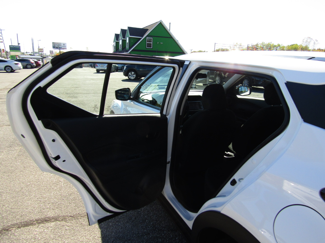 Nissan Kicks S 2023 Nissan Kicks S 2023