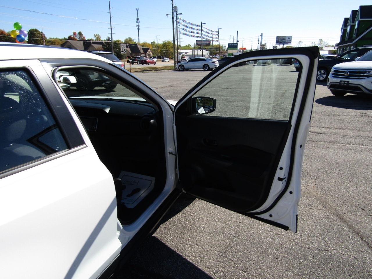 Nissan Kicks S 2023 Nissan Kicks S 2023