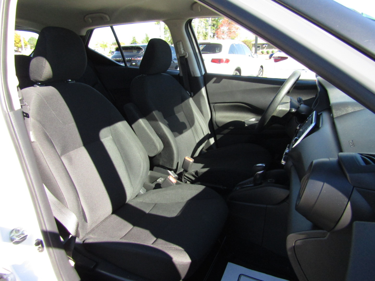 Nissan Kicks S 2023 Nissan Kicks S 2023