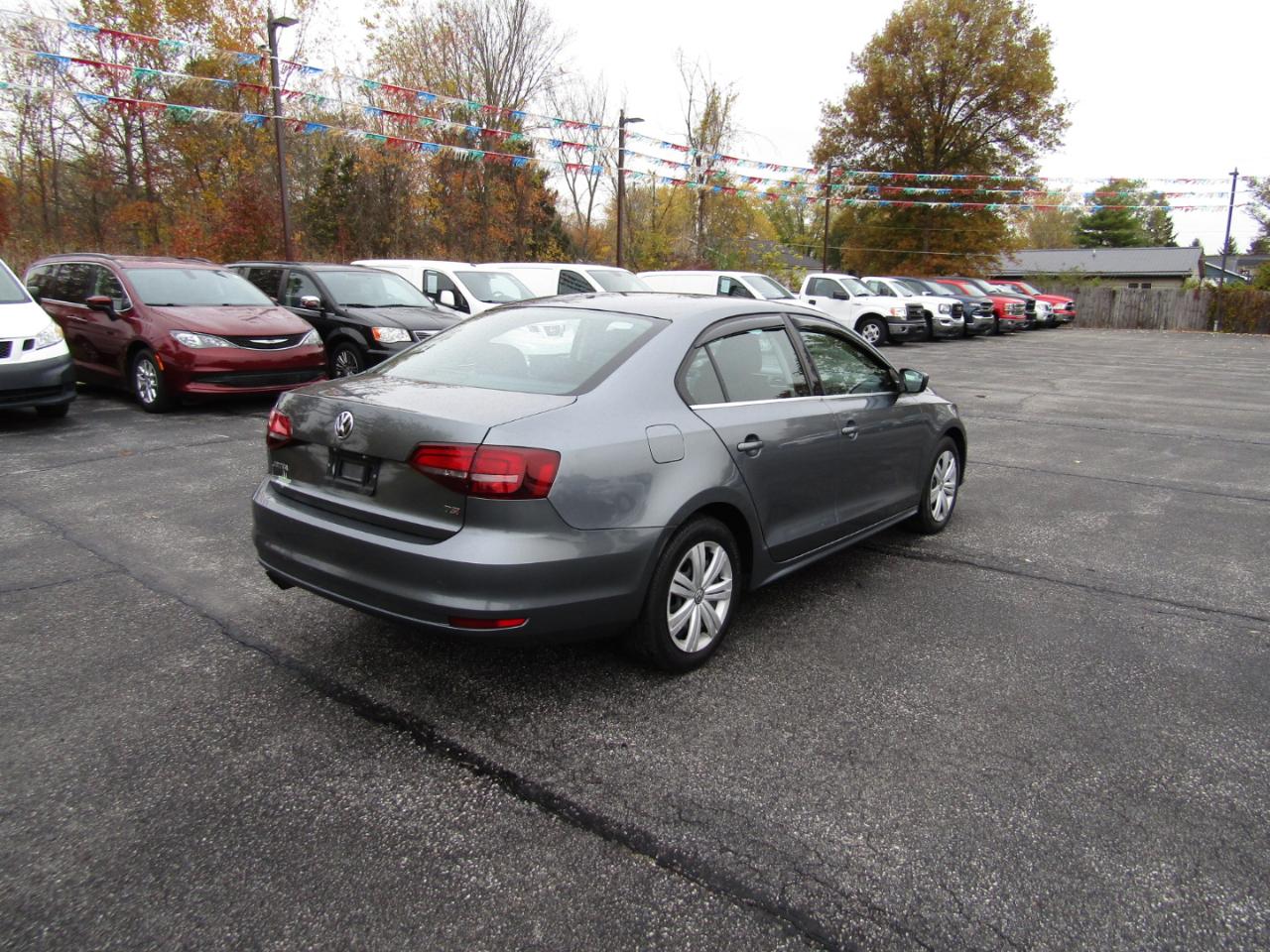 Volkswagen Jetta  2017