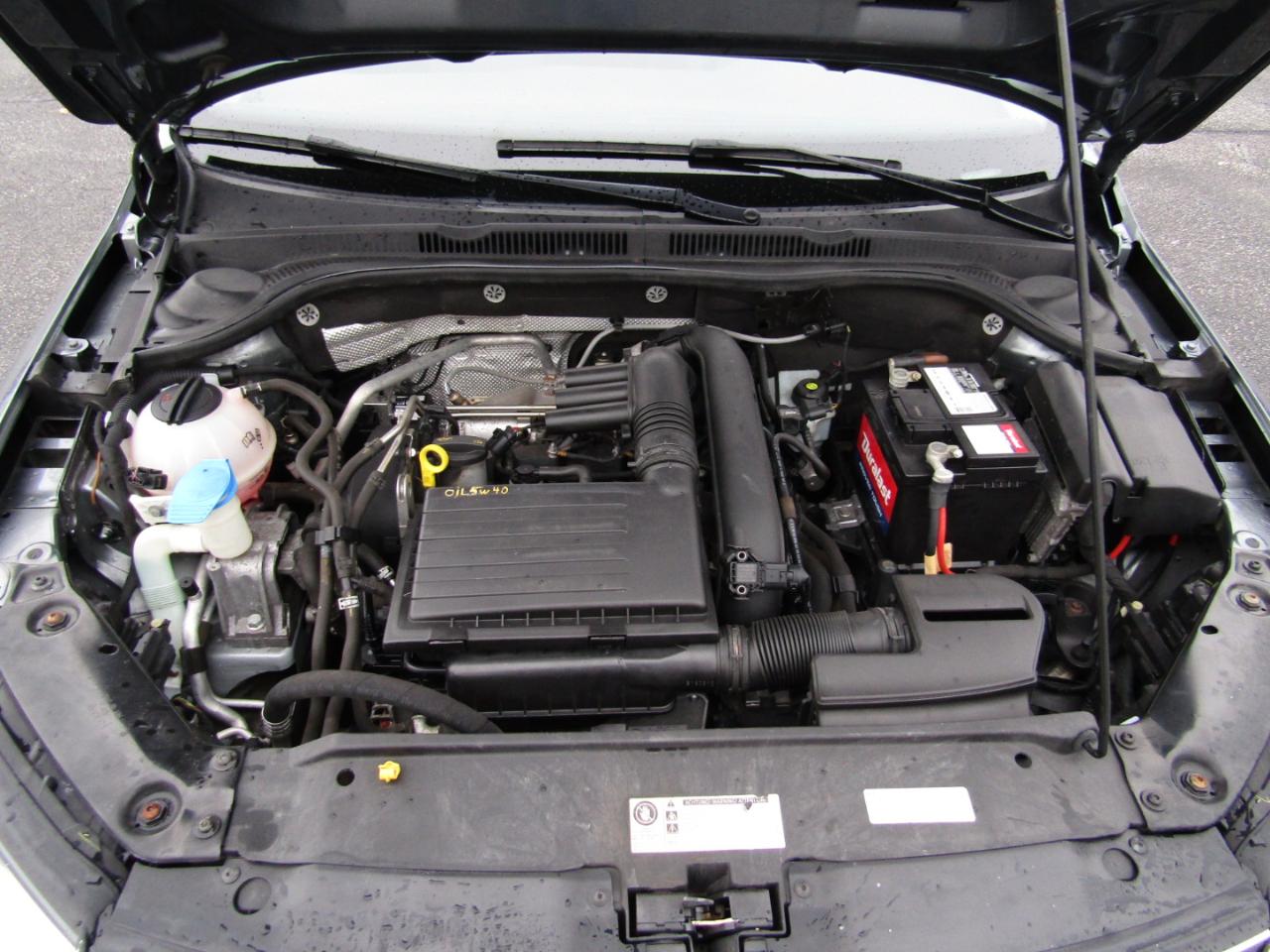 Volkswagen Jetta  2017