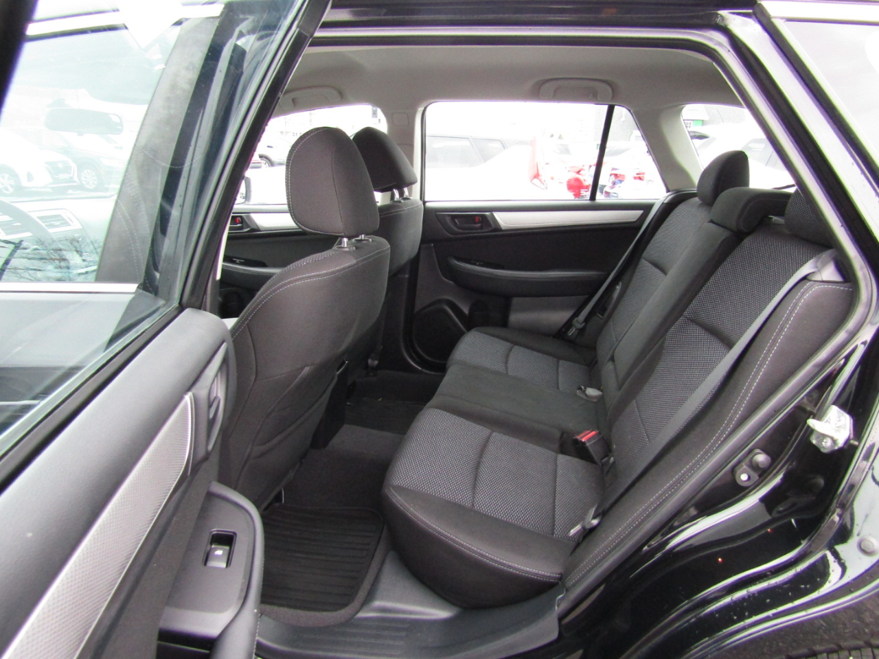 Subaru Outback  2017