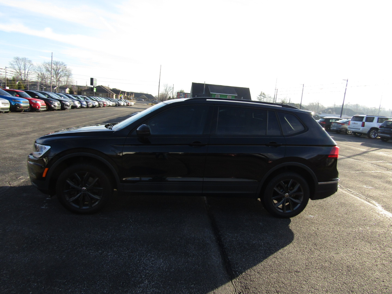 Volkswagen Tiguan S 2020