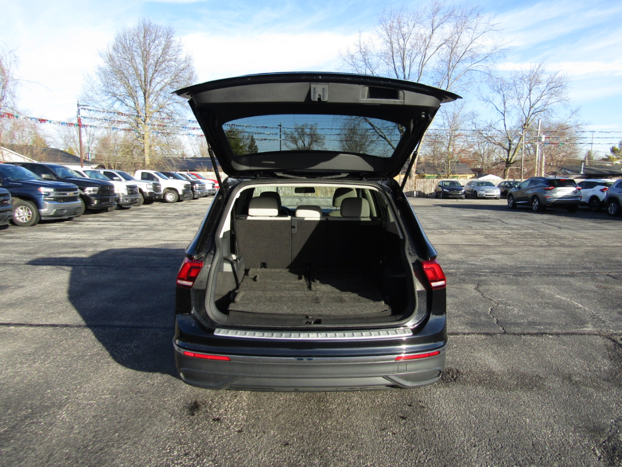 Volkswagen Tiguan S 2020