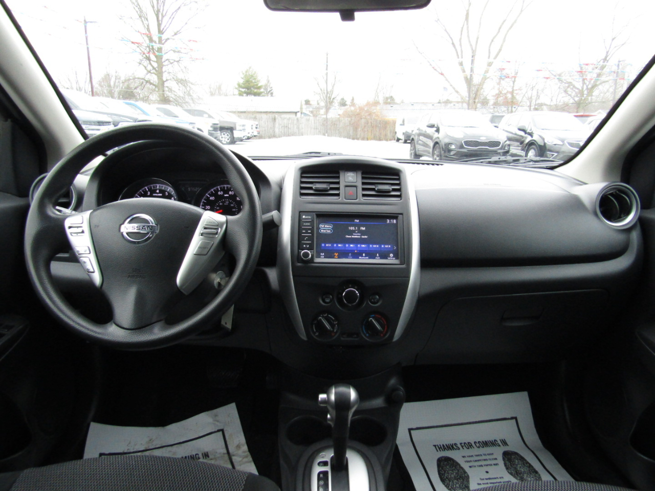 Nissan Versa 1.6 S 5M 2019