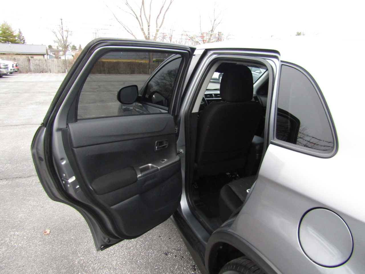 Mitsubishi Outlander Sport  2020