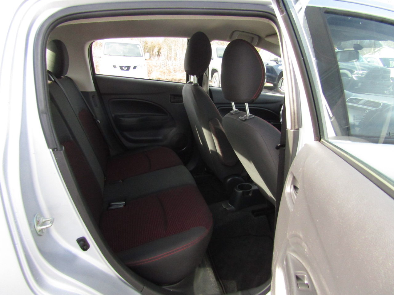 Mitsubishi Mirage ES 2019