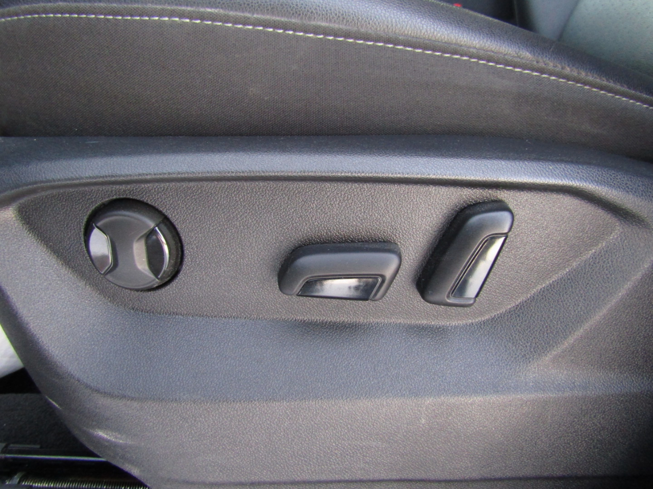 Volkswagen Atlas V6 SE w/Technology AWD 2018