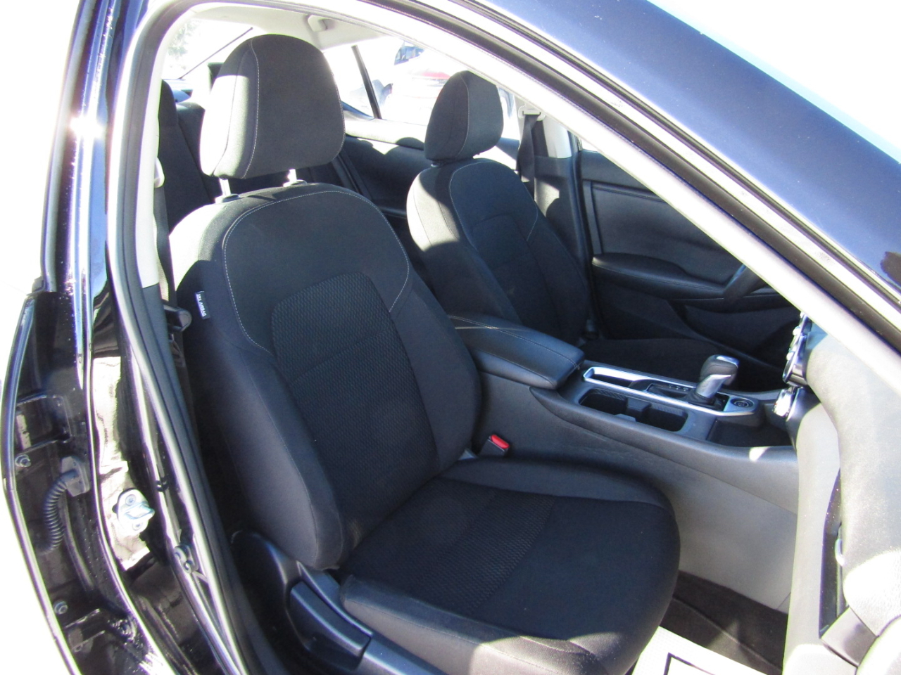 Nissan Sentra S 2020