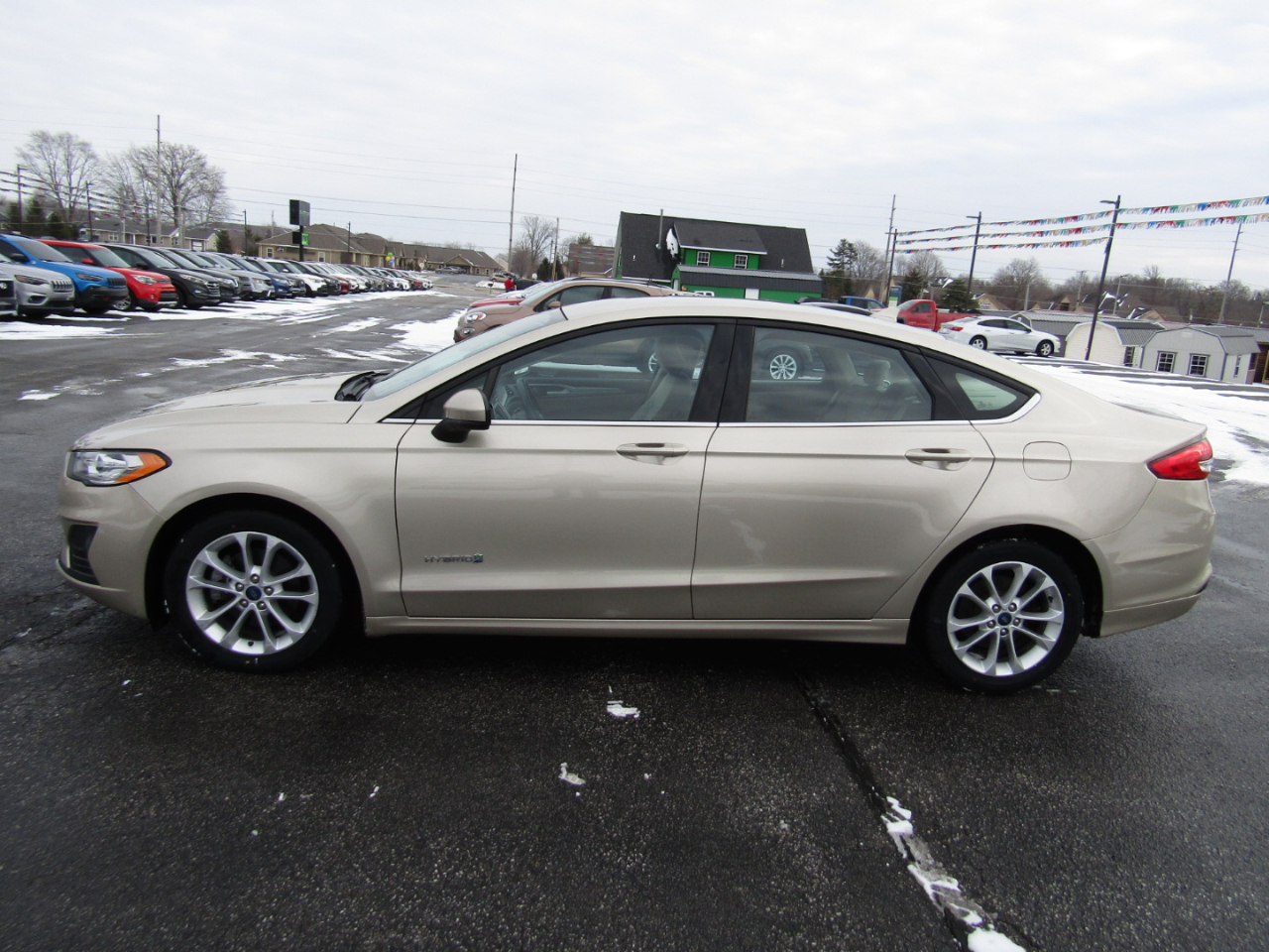 Ford Fusion Hybrid SE 2019