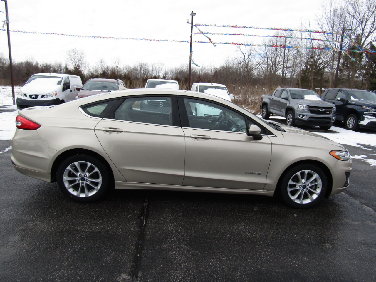 Ford Fusion Hybrid SE 2019