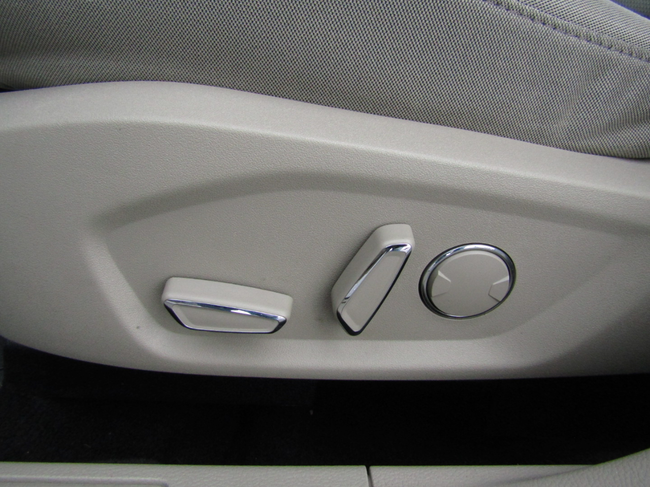 Ford Fusion Hybrid SE 2019