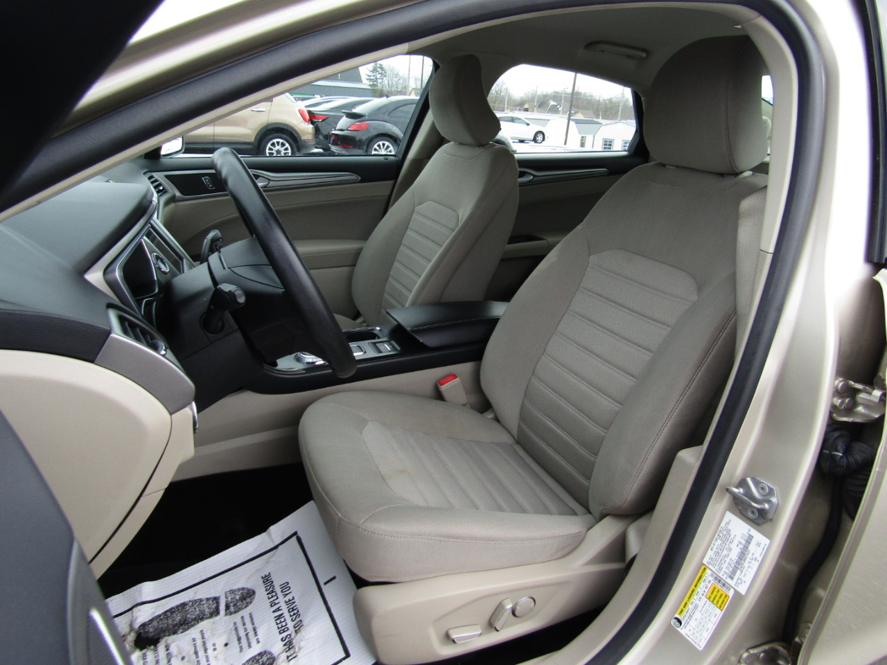 Ford Fusion Hybrid SE 2019