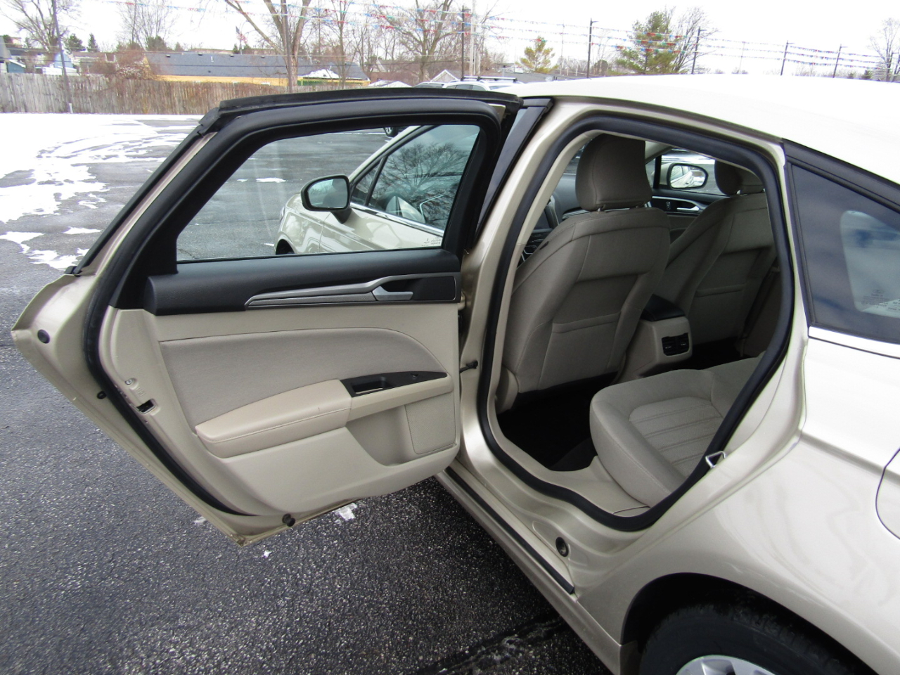 Ford Fusion Hybrid SE 2019