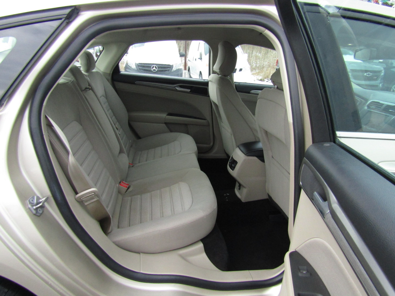 Ford Fusion Hybrid SE 2019