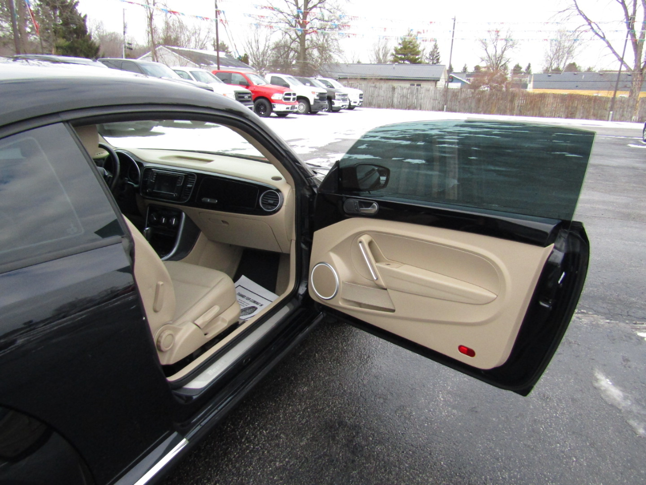 Volkswagen Beetle 1.8T SE 2017