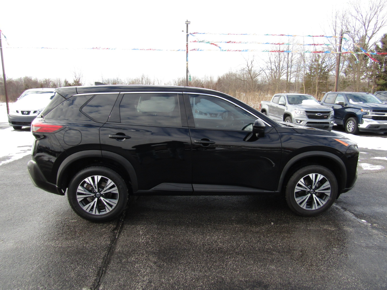Nissan Rogue SV 2021