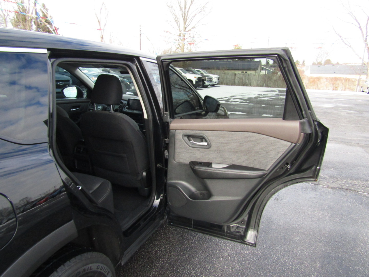 Nissan Rogue SV 2021