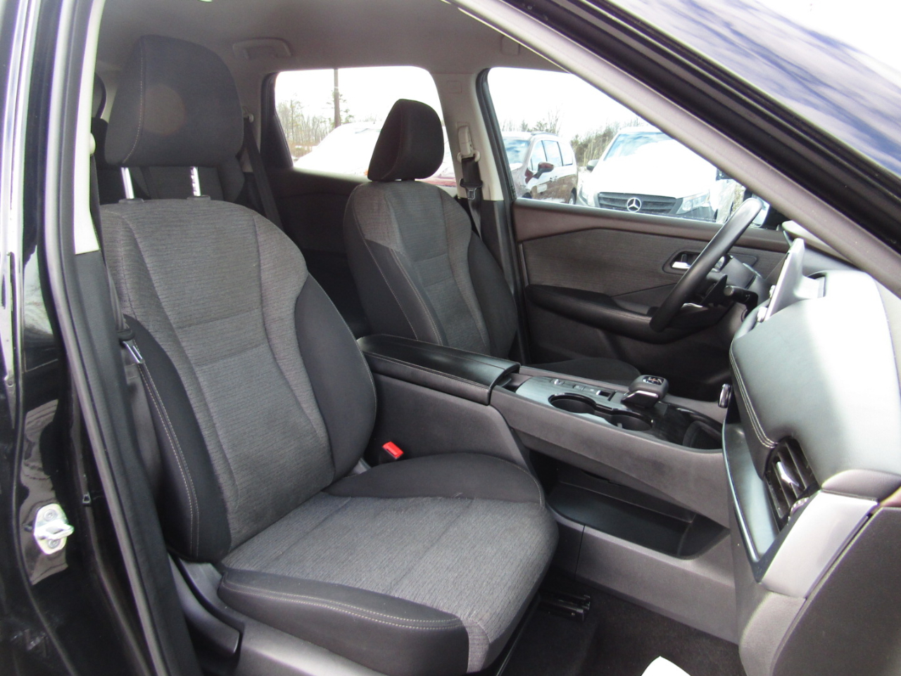 Nissan Rogue SV 2021