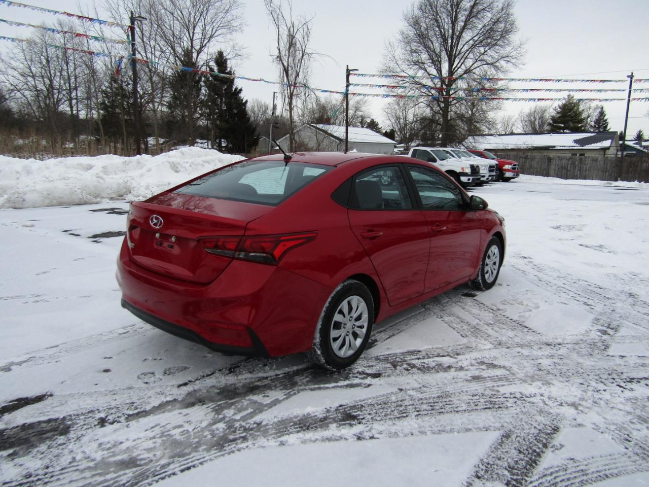 Hyundai Accent SE 2022
