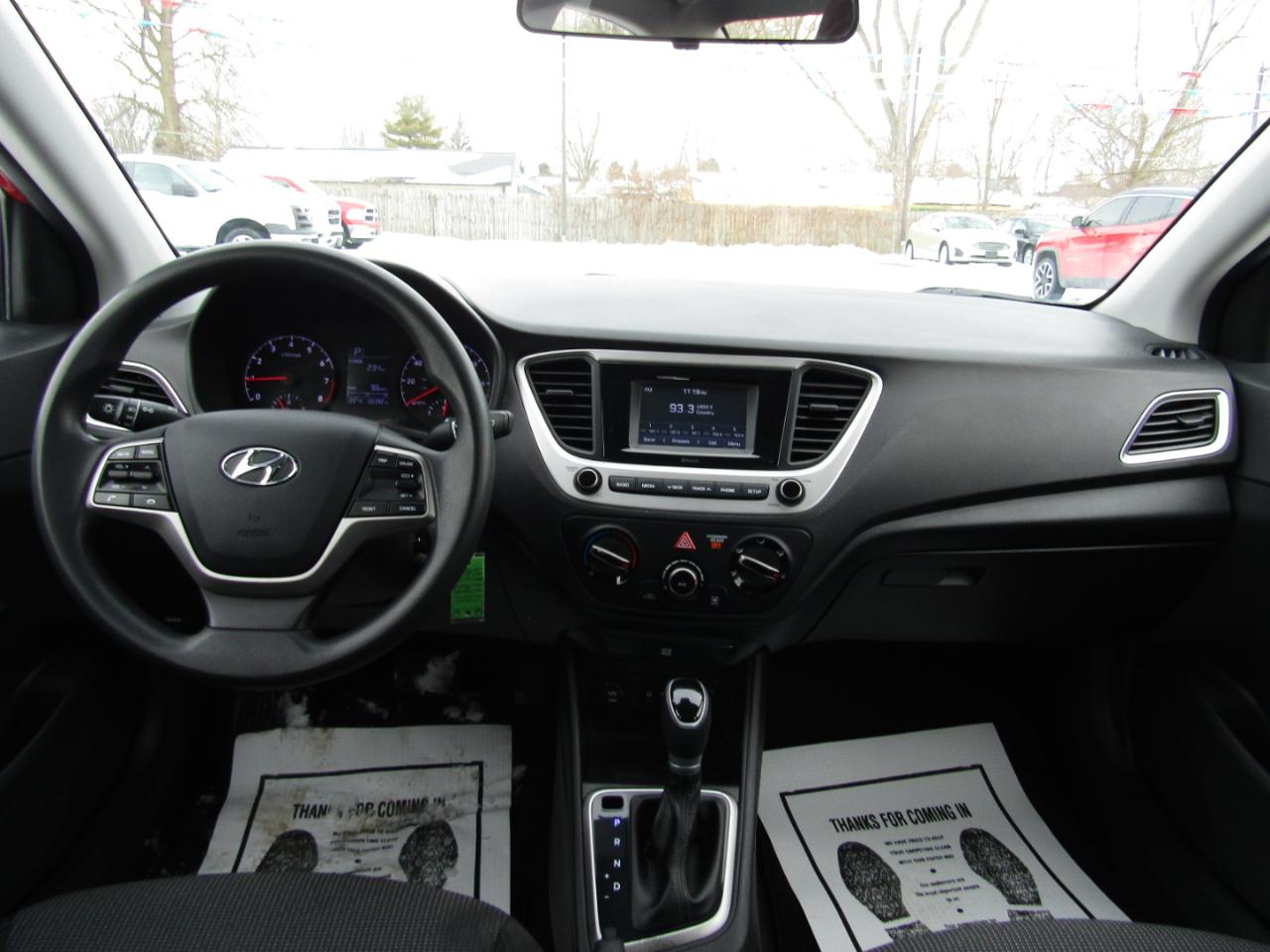 Hyundai Accent SE 2022