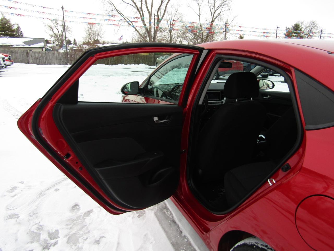 Hyundai Accent SE 2022