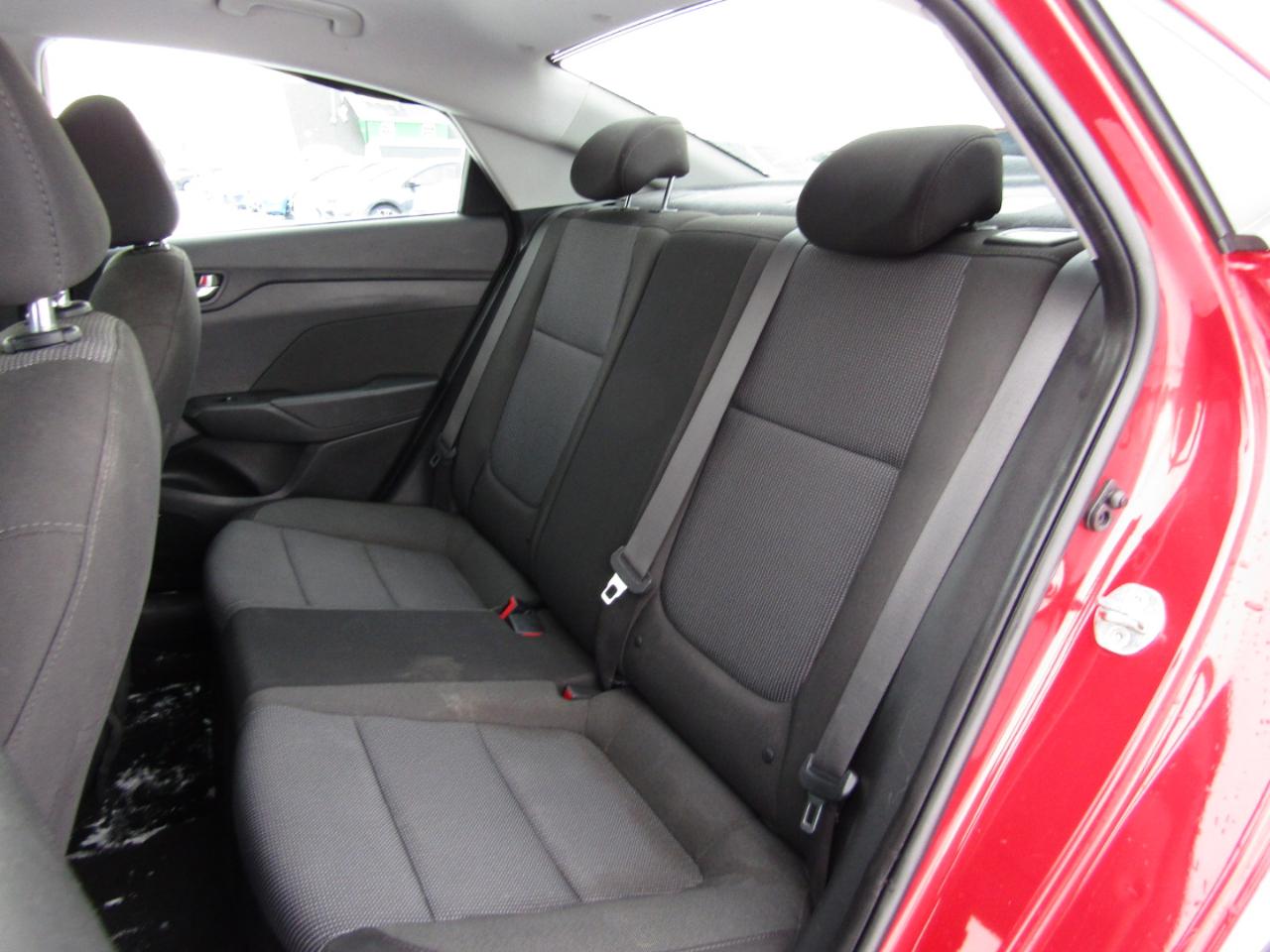 Hyundai Accent SE 2022