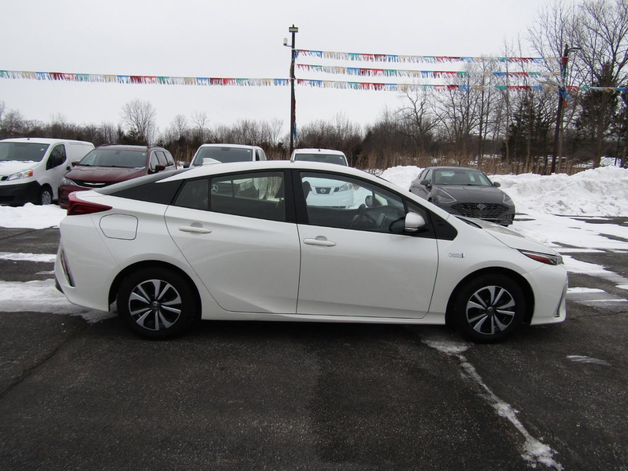 Toyota Prius Prime Premium 2017