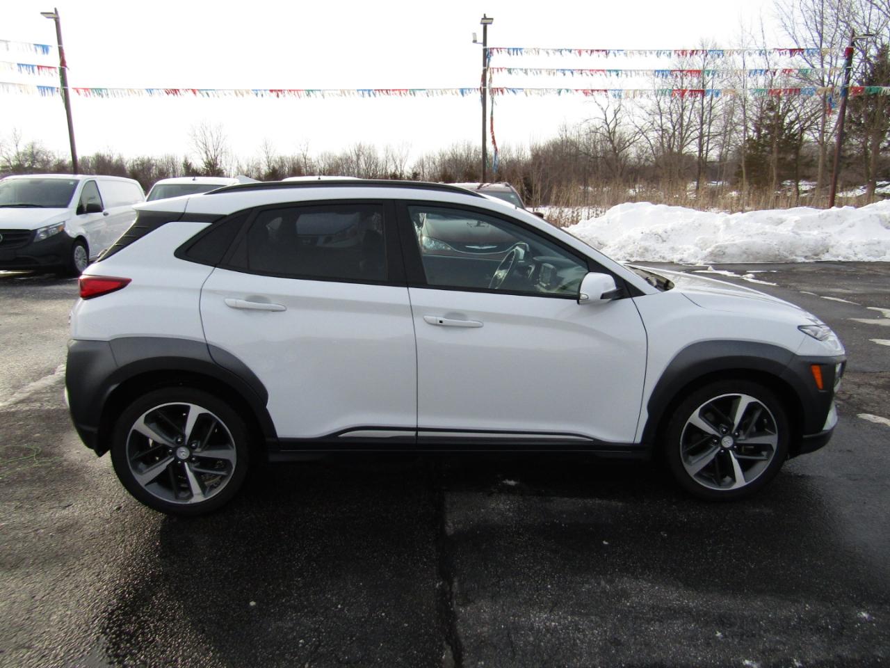 Hyundai Kona Limited AWD 2021