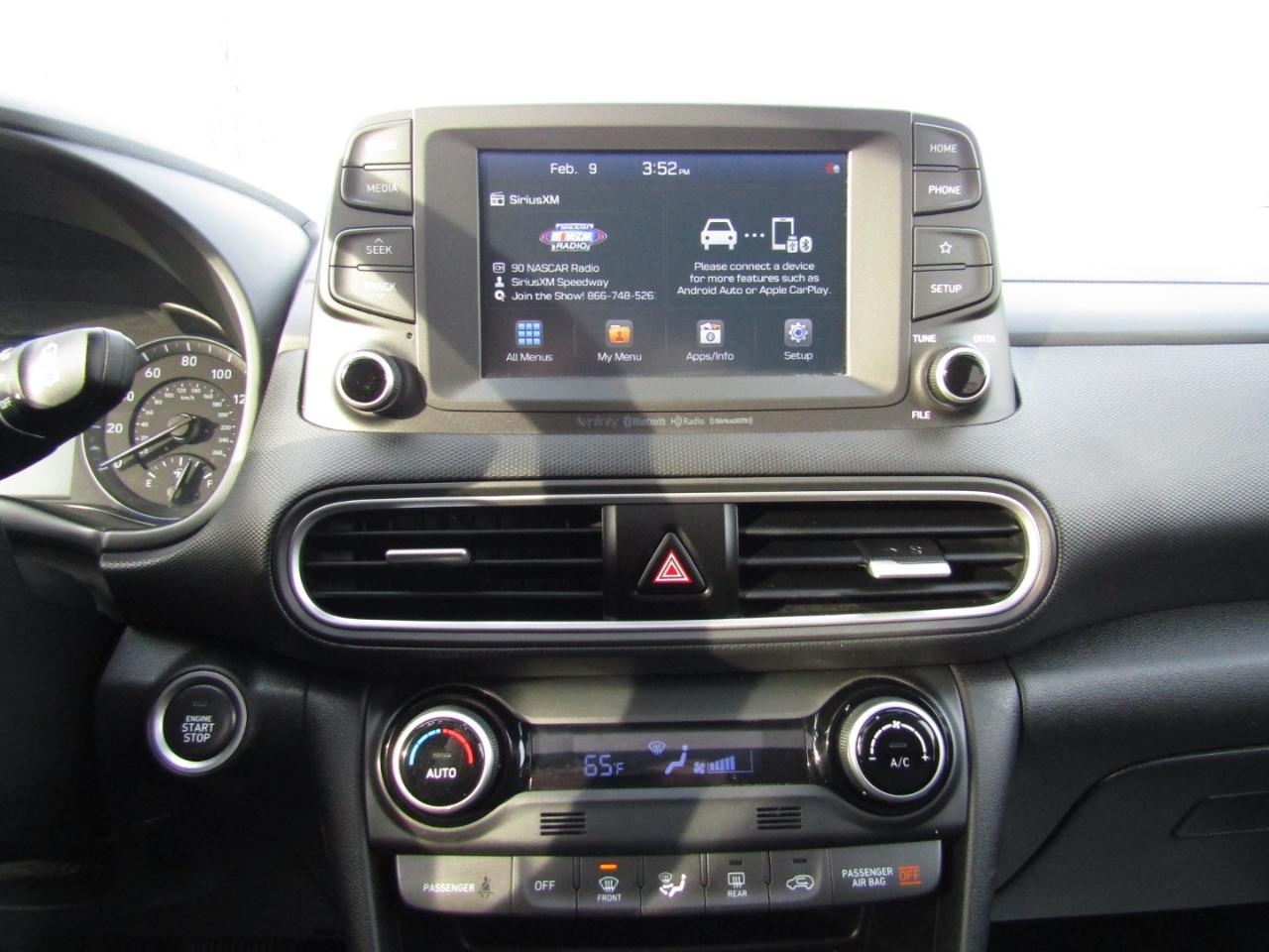 Hyundai Kona Limited AWD 2021