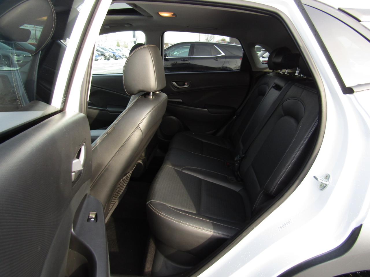 Hyundai Kona Limited AWD 2021