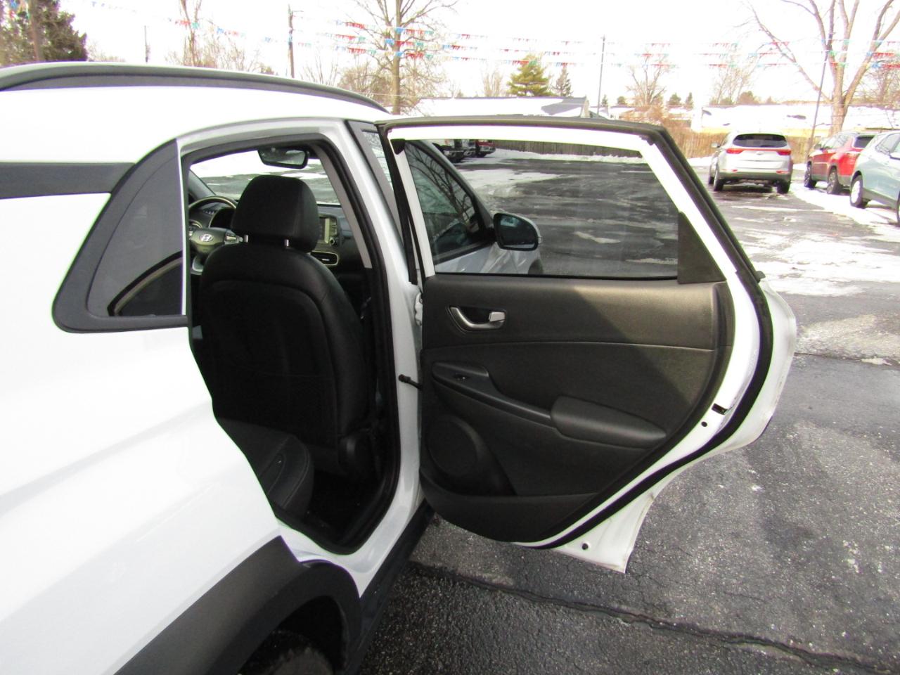 Hyundai Kona Limited AWD 2021